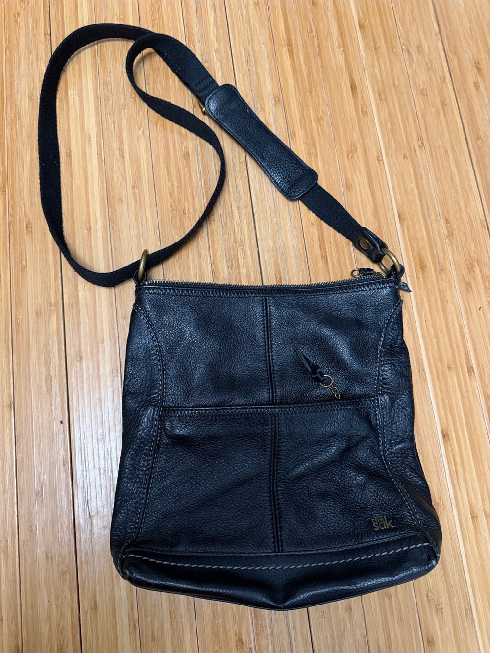 The Sak Black Pebbled Leather Crossbody Purse